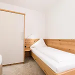 Haus Zyka דירה *