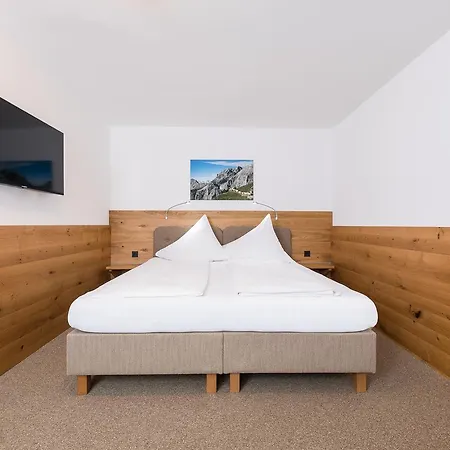 Haus Zyka - Inklusive Stubai Supercard - Naehe Elferlifte - Supermarkt - Busstop * Neustift im Stubaital