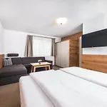 Haus Zyka Lägenhet Neustift im Stubaital